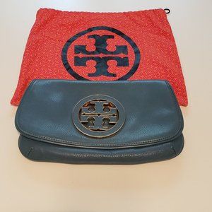Tory Burch Amanda Logo Clutch /Crossbody Bag Teal Pebbled Leather